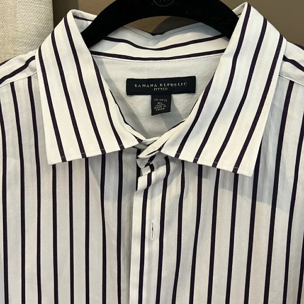 Men's Banana Republic Deep Purple/Plum striped Long Sleeve Button Down, Size XL